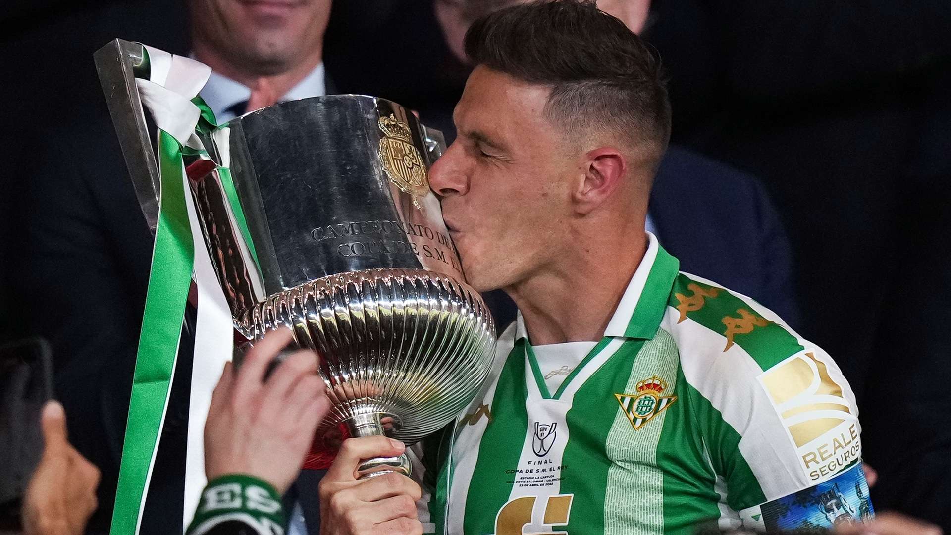 包括籃球巨 包括籃球巨